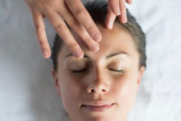 Eyebrow Wax & Tint