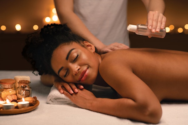 Aromatherapy Full Body Massage 75