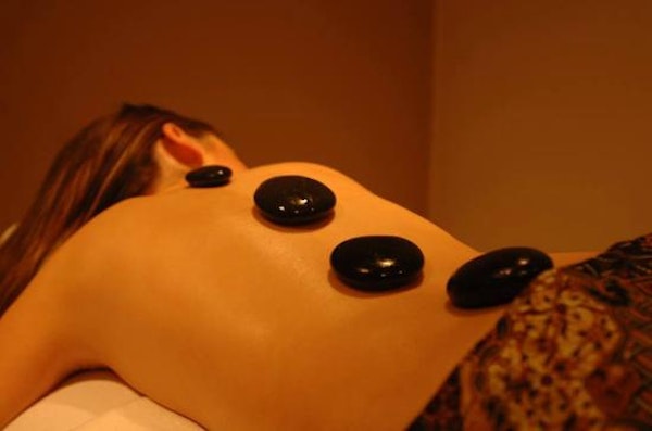 Elemis Deeper Than Deep Hot Stone Back, Neck & Shoulder Massage