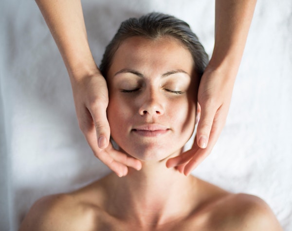Repose Aromatherapy Facial | TEMPLESPA