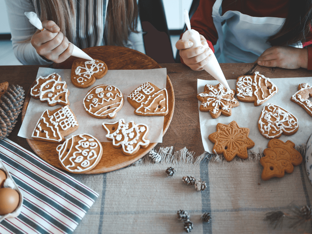 Christmas Cookie Decorating | Age 4+