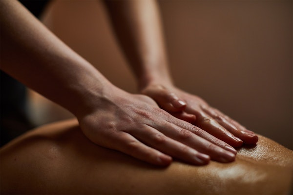 For Men - Cinnamon Back Massage