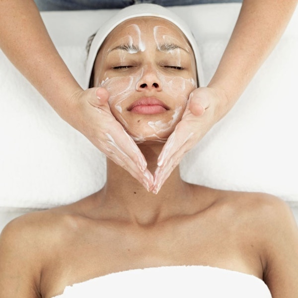 Elemis Introductory Facial