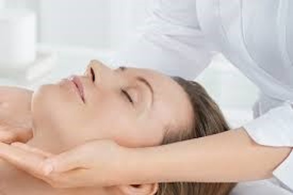 Elemis Indian Head Massage