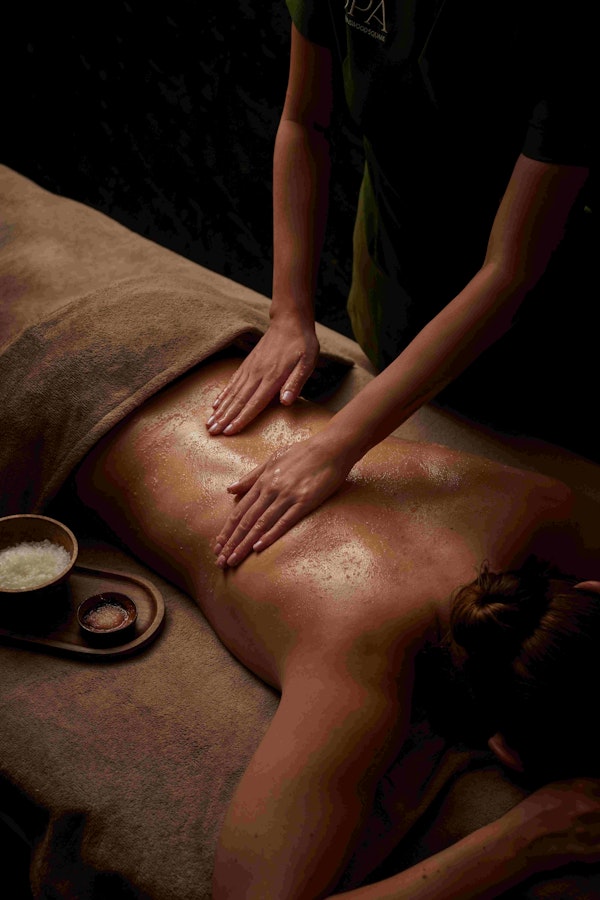 Ishga Invigorating Massage