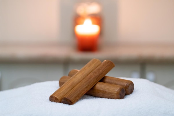Warm Bamboo Back Massage