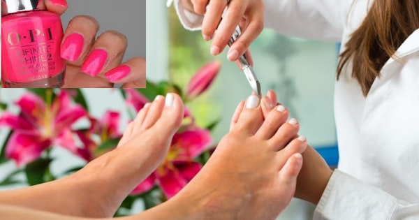 Manicure & Pedicure Duo Package: Essential Manicure, Pedicure & Thermal Experience