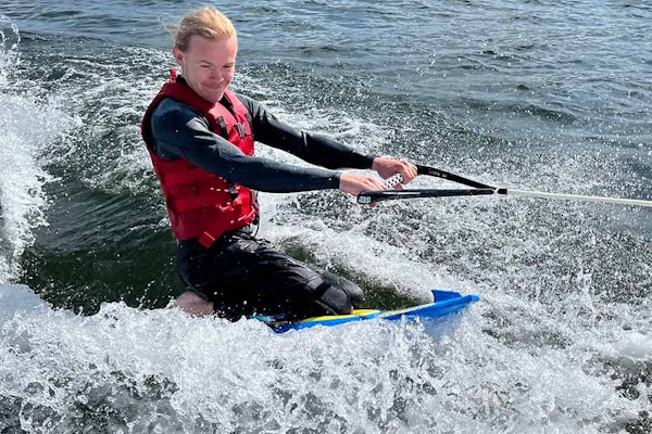 Kneeboarding