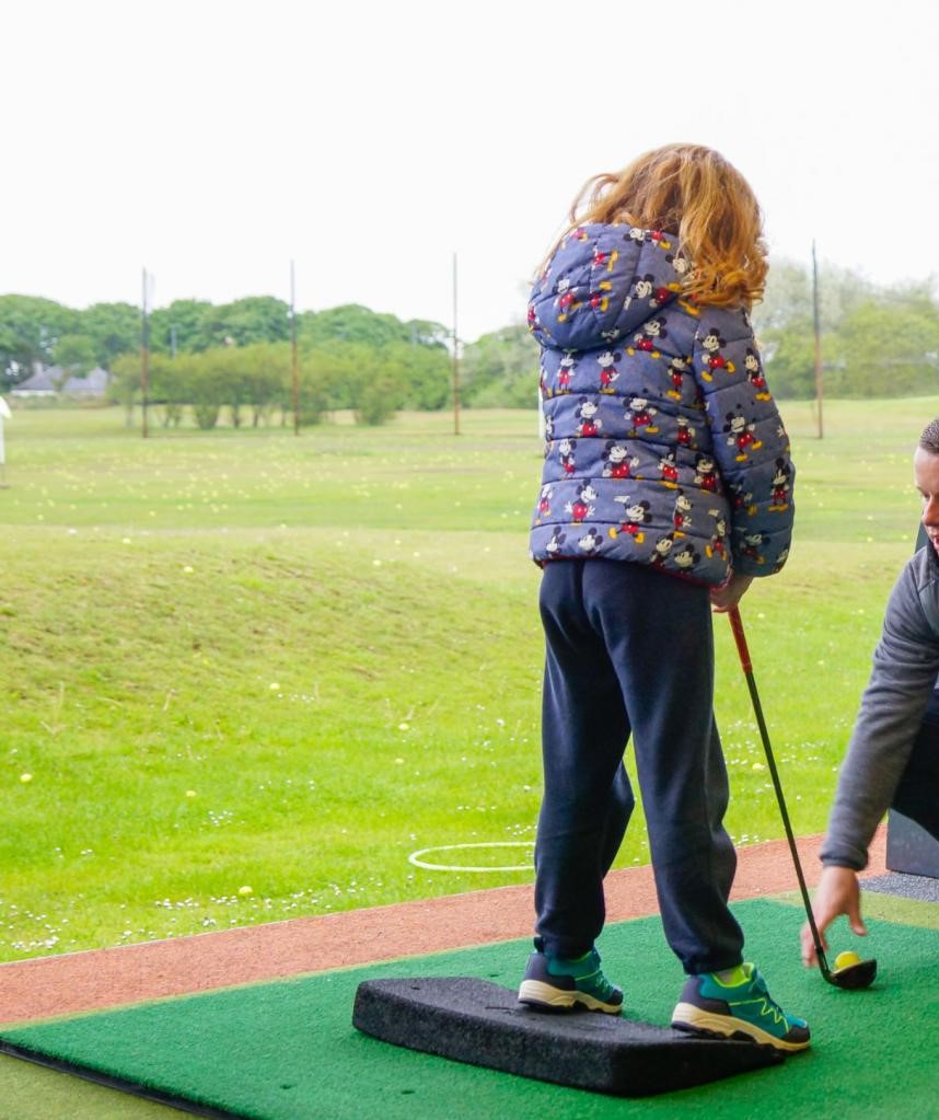 30 minutes Junior lesson with Head PGA Pro