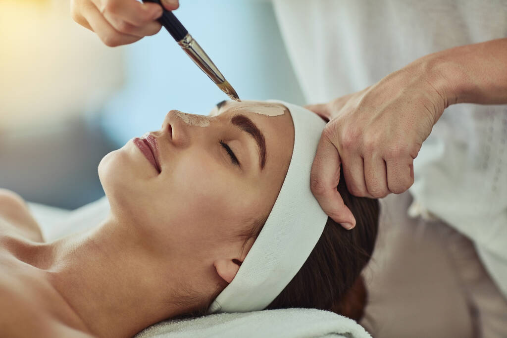 Elemis Taster Facial
