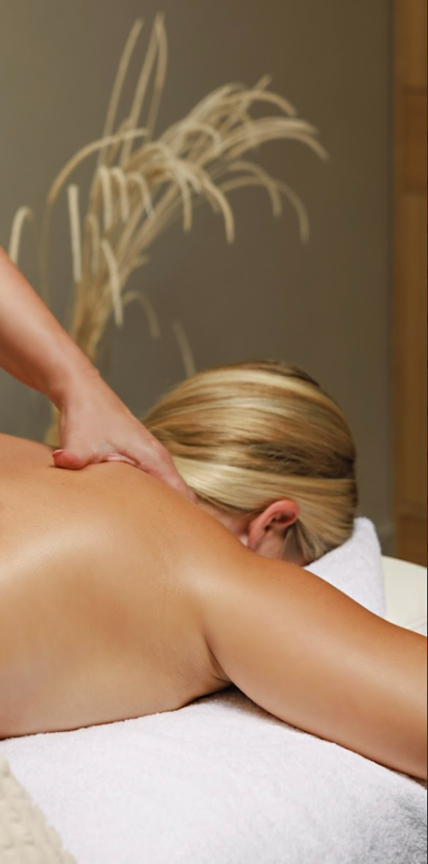 Back, shoulder and head massage 45min /89€