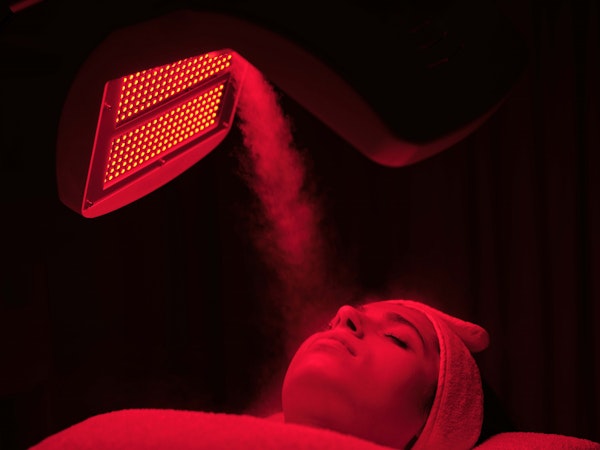 Oxylight Facial