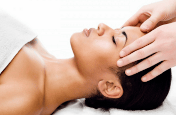 Elemis Pro-Glow Renewal Brilliance Facial