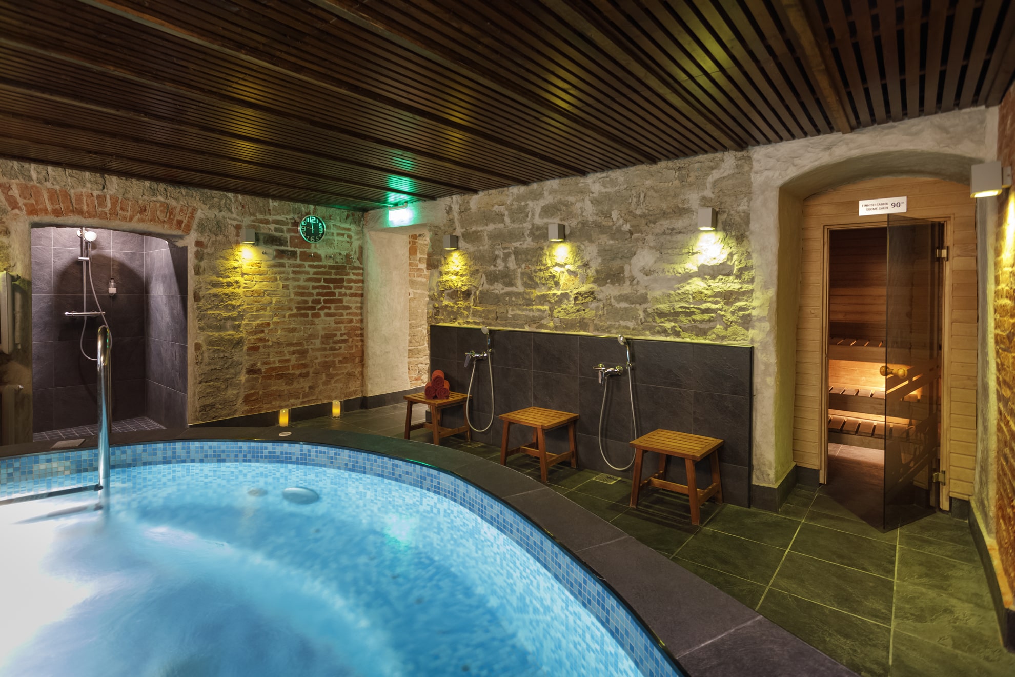 Private Sauna for 7-10 persons