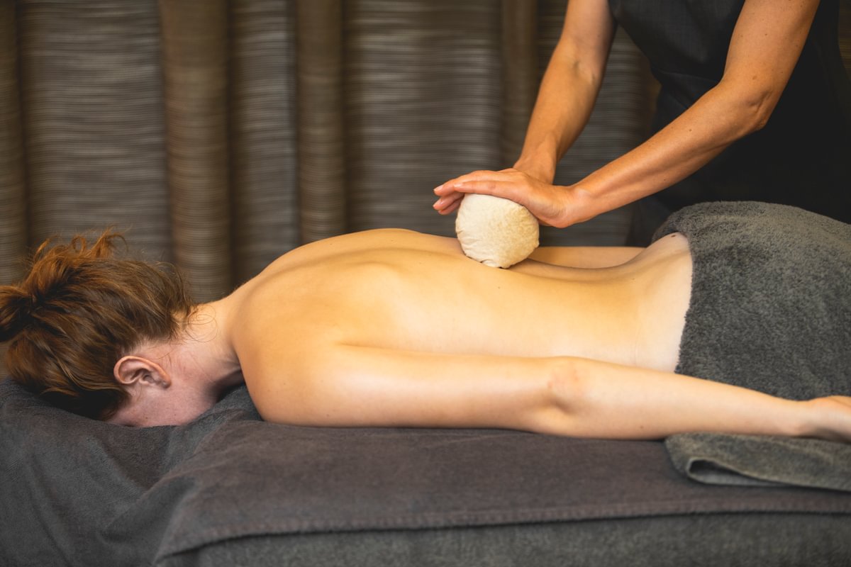 GAIA Poultice Massage | 60 Minutes