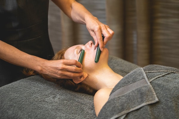 GAIA Jade Facial | 60 Minute