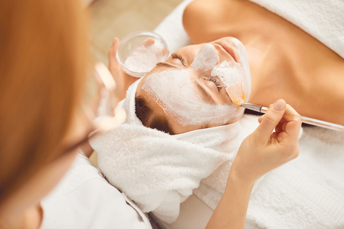 ELEMIS EXPERT™ Touch Renew Facial (50 minutes)