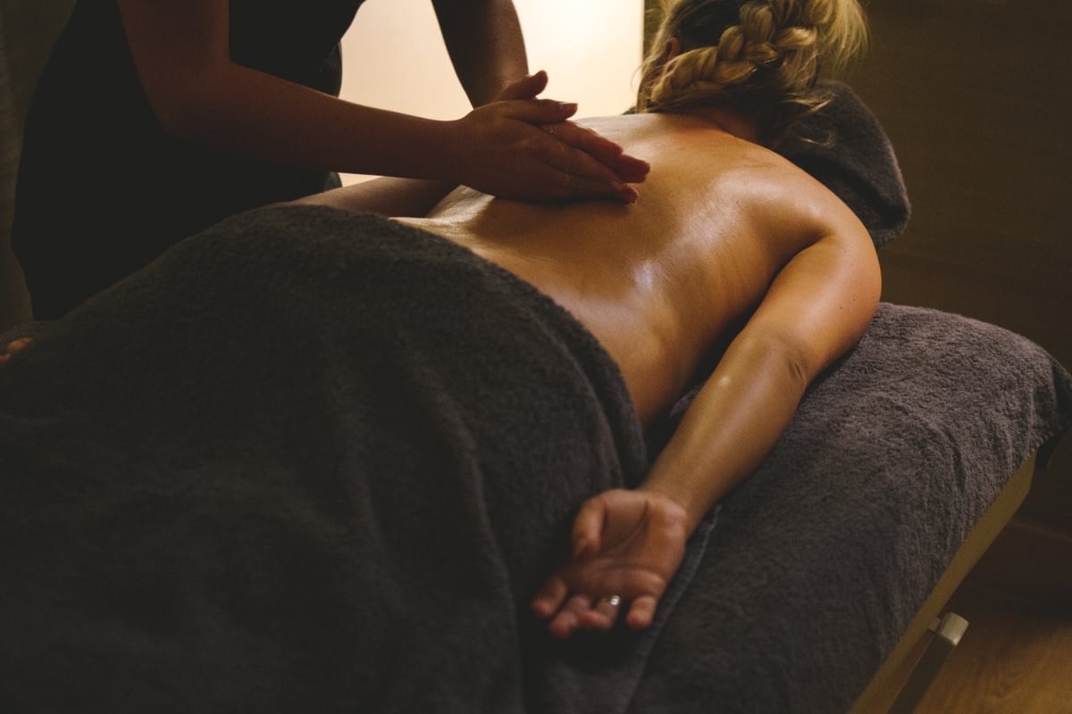 Gaia bespoke massage | 60 Minutes | Monday - Friday