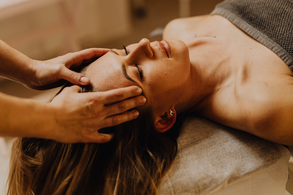Hydro Glow Facial - 45min