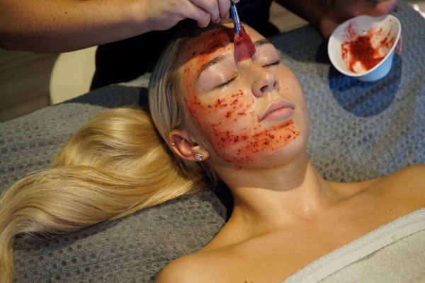 Rose and Honey Elixir Calming Facial