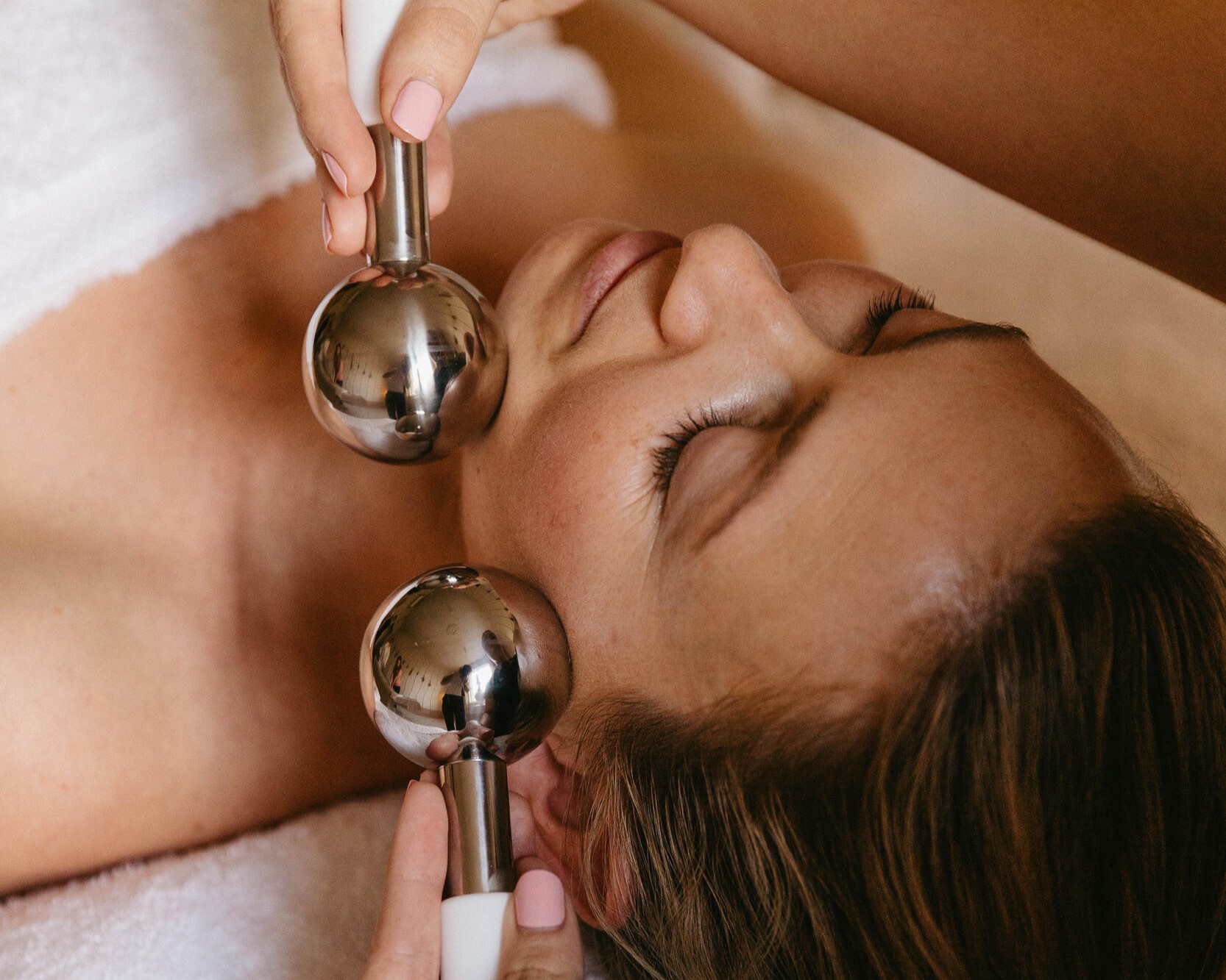 Offer: Mini Light Therapy Facial | 45-min