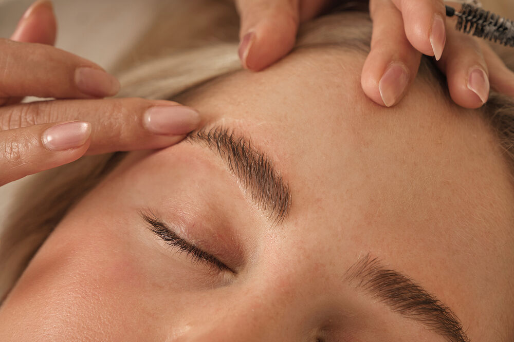 Anu Khapung Brow Lamination