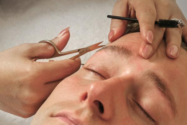 Anu Khapung Eyebrow Tint and Shape