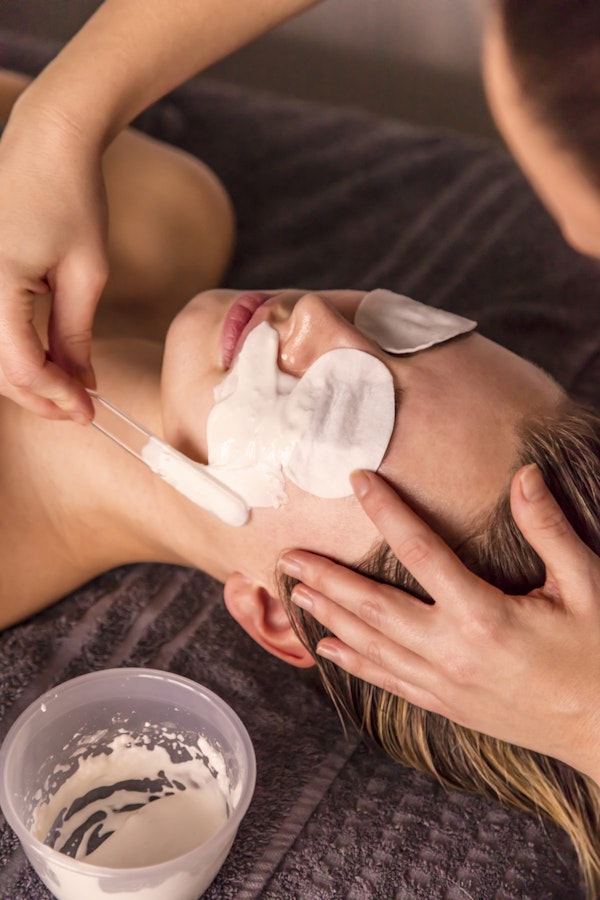 Superfood Pro-Radiance Facial