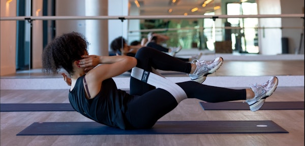 ✦ Core + Glutes: Hip Thrust