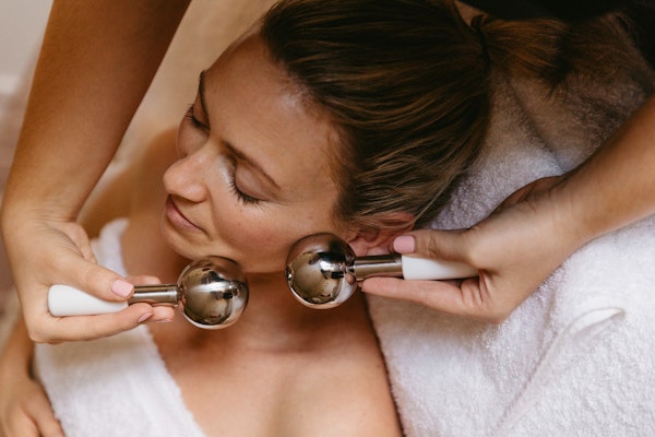 Age-Defying Facial | 90 mins