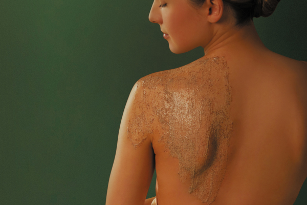 Stimulating Seaweed Body Buff | VOYA