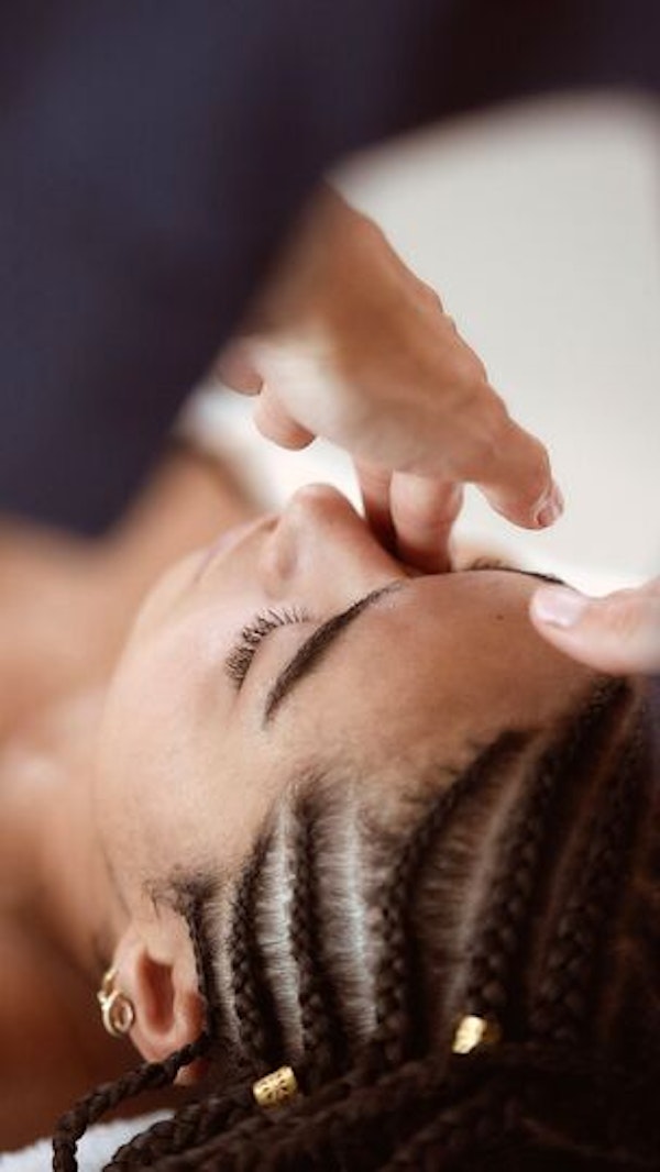 Cyfolia organic facial  - Six treatments for the price of five