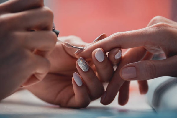 File & Paint (Hands)