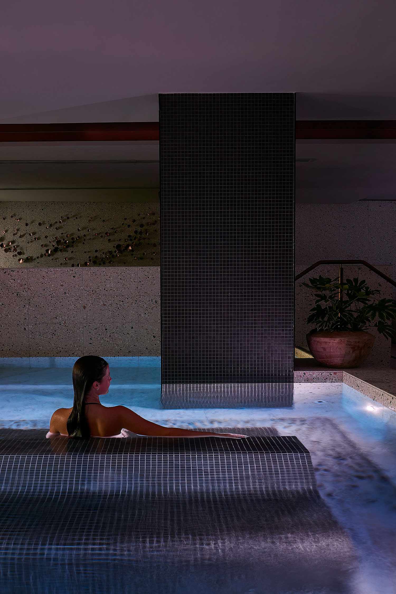Bathhouse + 1 hr Recovery Massage | 2.5 hours