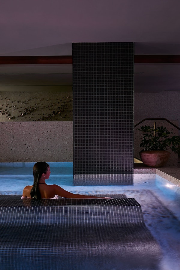Bathhouse + 1 hr Recovery Massage | 2.5 hours