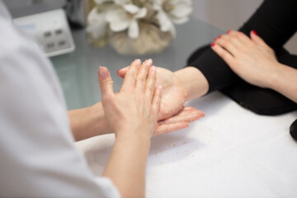 Luxury Manicure
