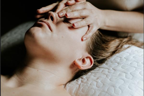 Pro-collagen Therapy Facial