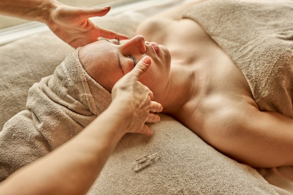 BARBO HYDRA BOOST MED MASSASJE 50MIN