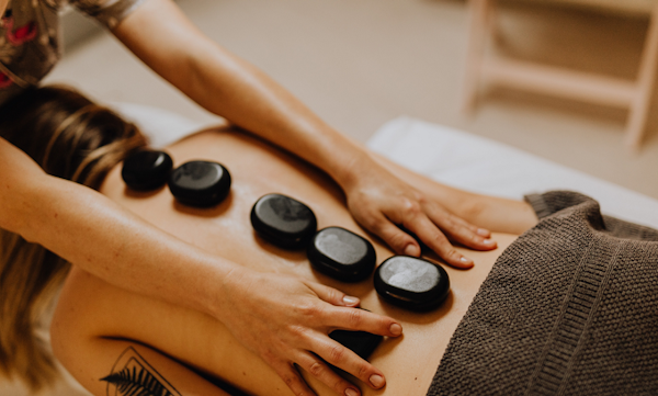 Hot Stone Massage 25 Minute