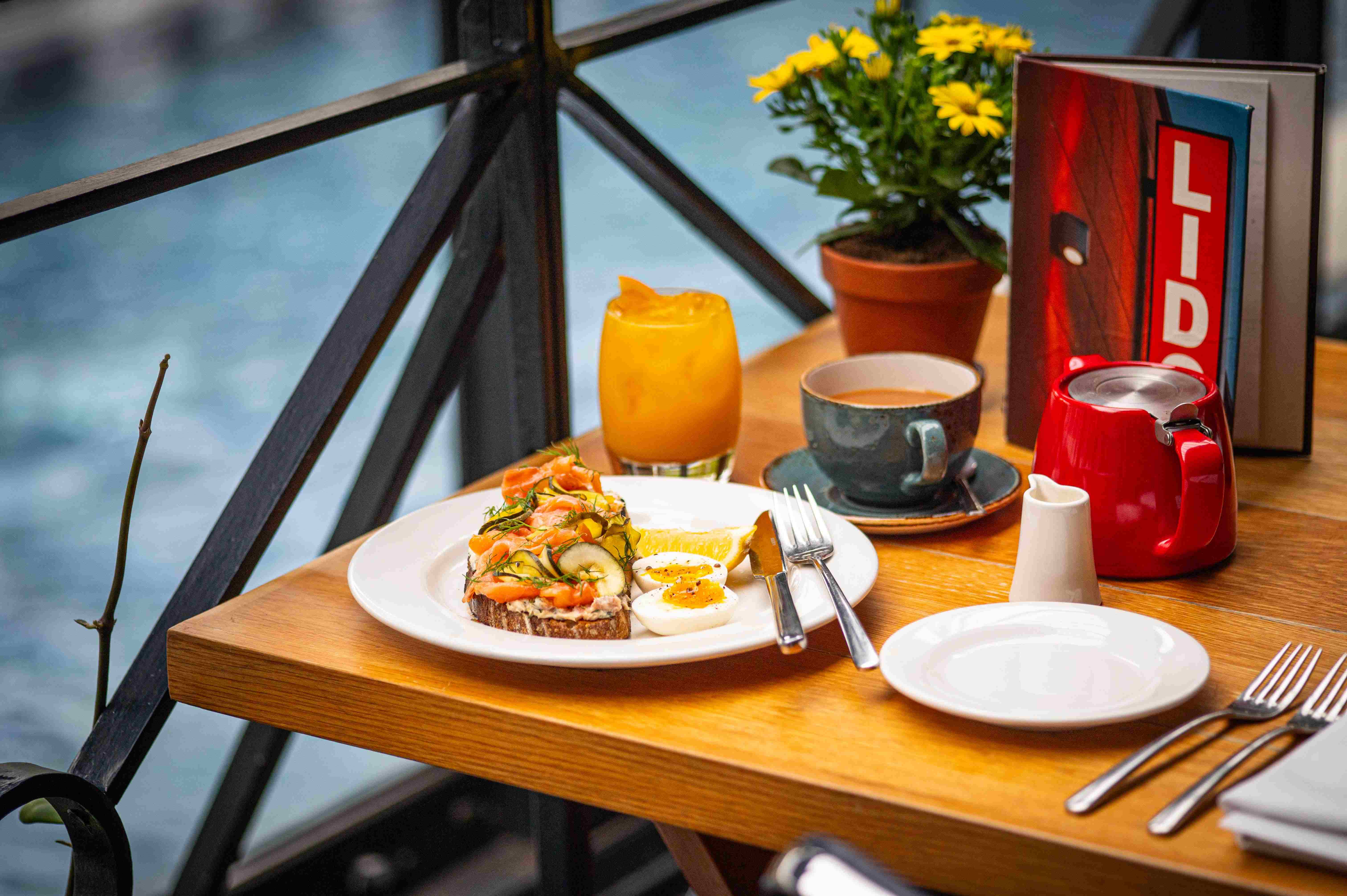 Swim and Breakfast Package