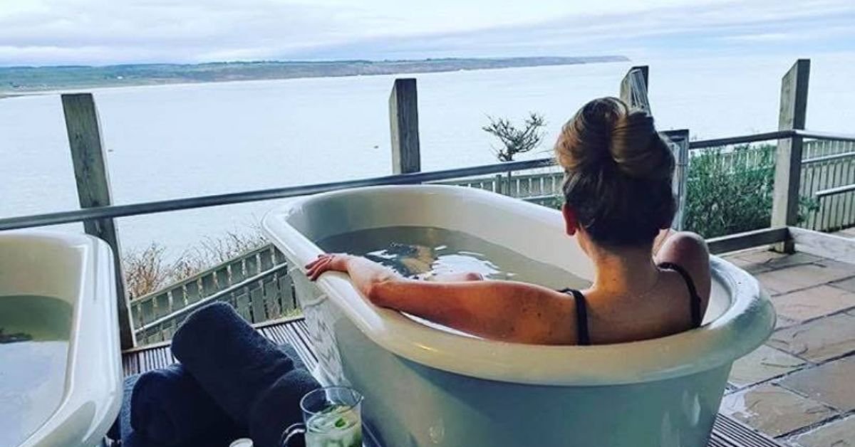 Pregnancy Outdoor Seaweed Bath