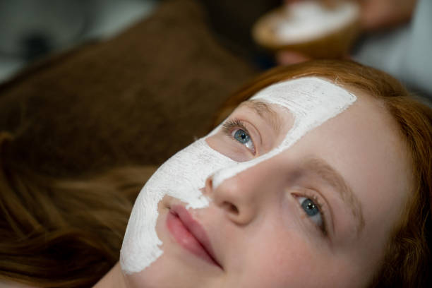 Teen Glow – Facial (Ages 16–17)