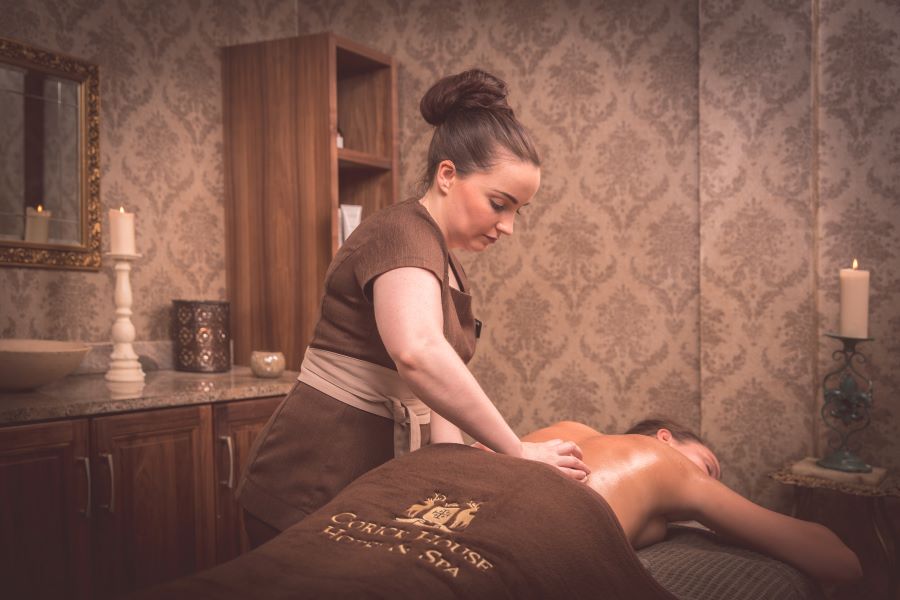 Back, Neck & Shoulder Massage - 30 Minutes