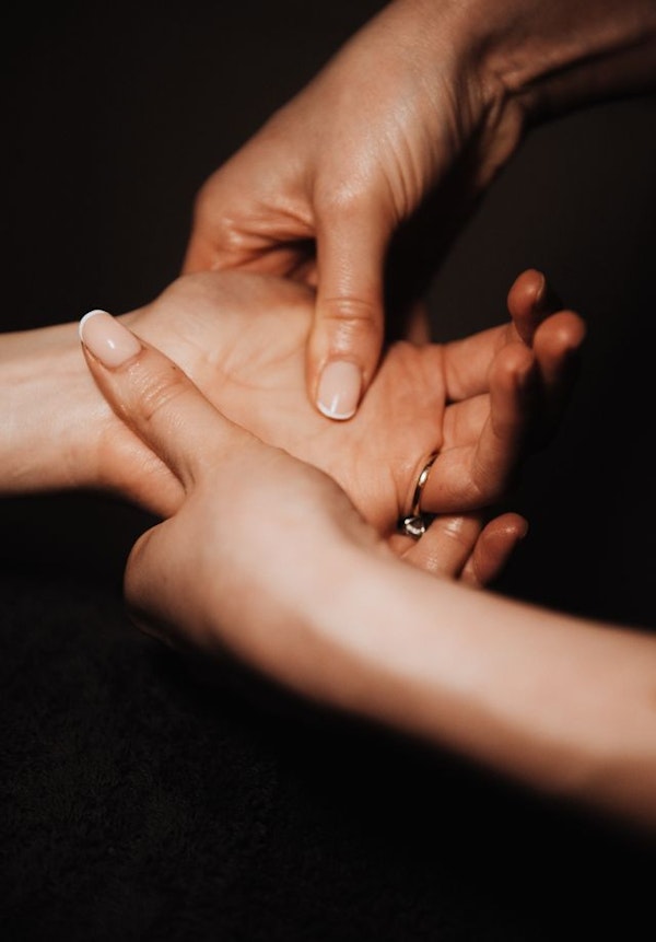 ishga Event - Seaweed Hand Therapy 30mins