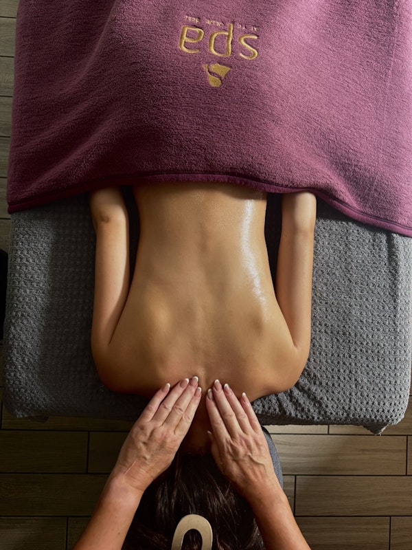 Hydraluronic Facial and Body Treatment